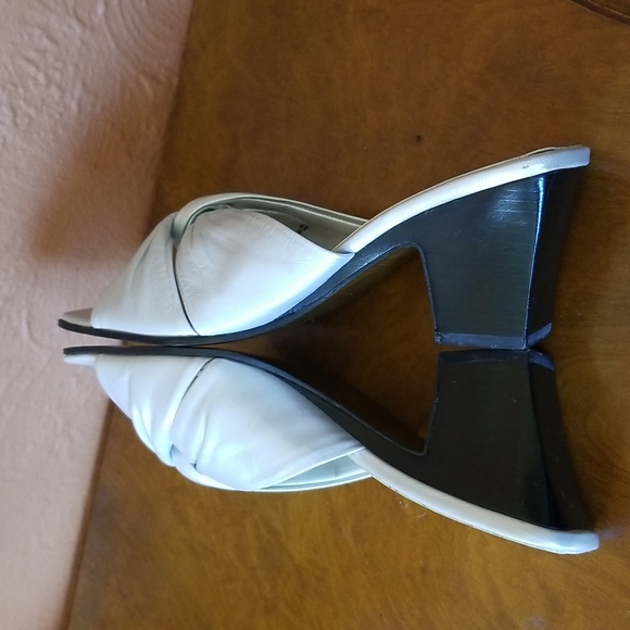 NWOB Nina Twisted Open Toe Mules - Picture 4 of 6